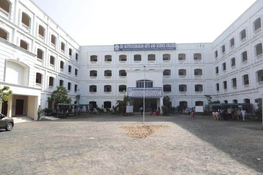 hostels-img